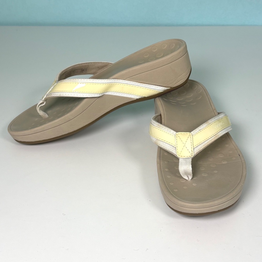 Vionic Orthaheel Womens 7 Taupe/Yellow Wedge Thong Sandals Orthotic Comfort